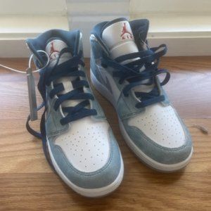 Air Jordan 1 Mid SE GS "French Blue"